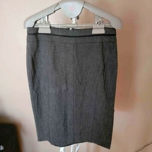 Grey pencil skirt
